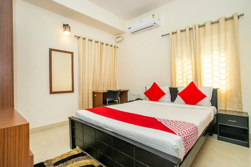 OYO 12962 Mafroosha Corporate Suites, Kalyan Nagar Bangalore, Bangalore