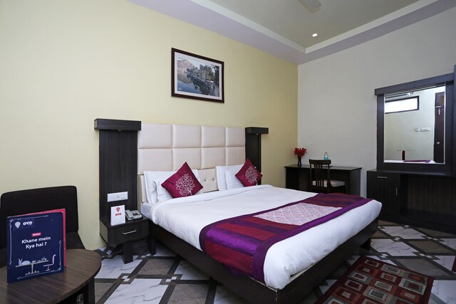 OYOs Kota  Booking starts    750 night