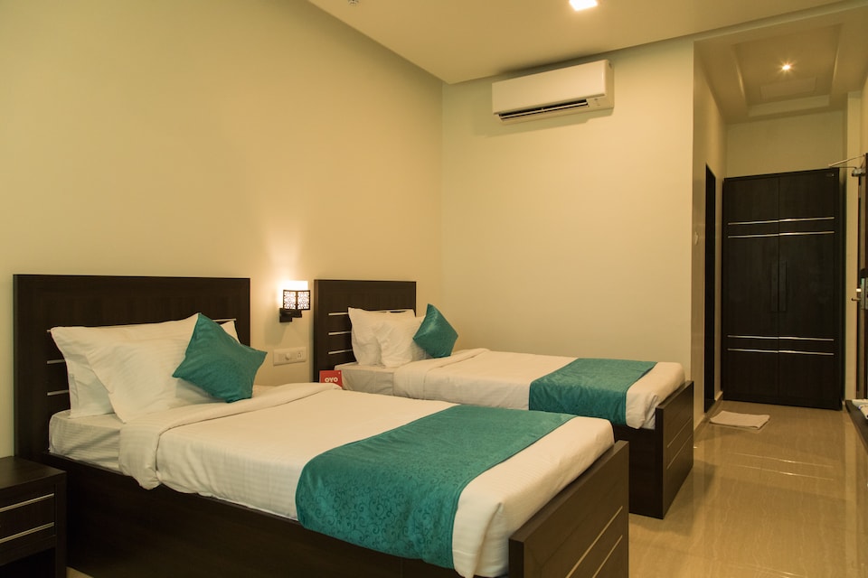 Capital O 13004 Hotel Brij Inn, Bus Stand Nagpur, Nagpur