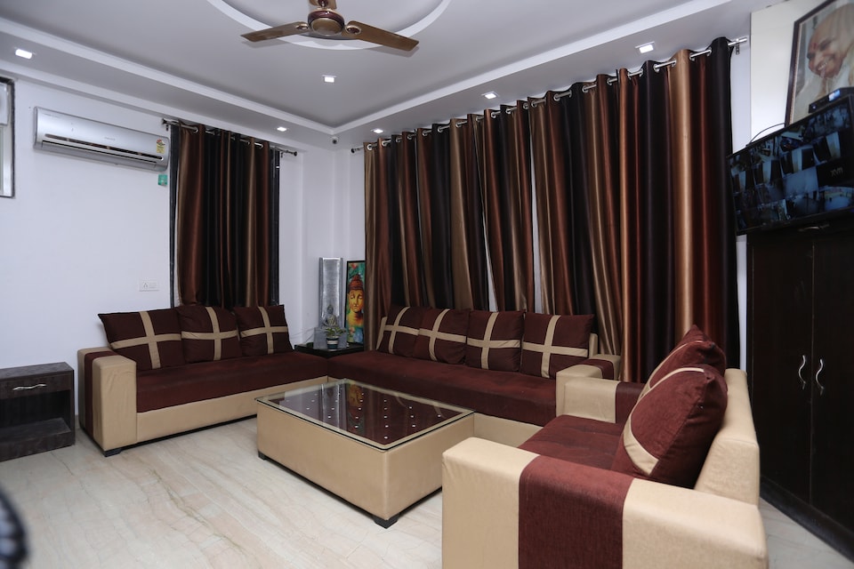 Hotel O Moon Light, Airport-Dwarka Delhi, Delhi
