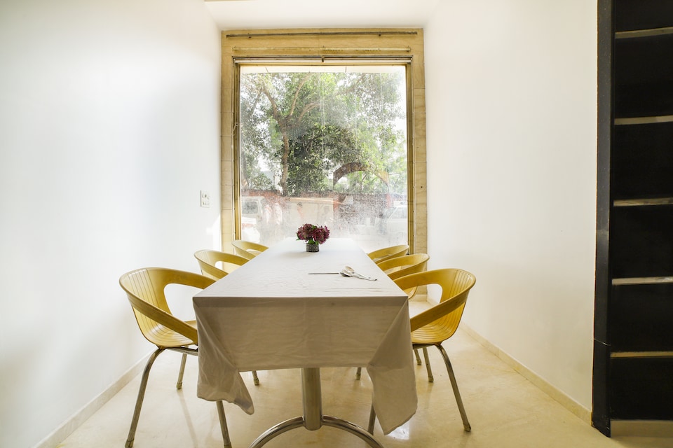 Capital O 2083 Hotel Blessings, Paharganj Delhi, Delhi