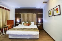 OYO Hotel Greenleaves Near Miraj Cinemas - Shalini Shivani
