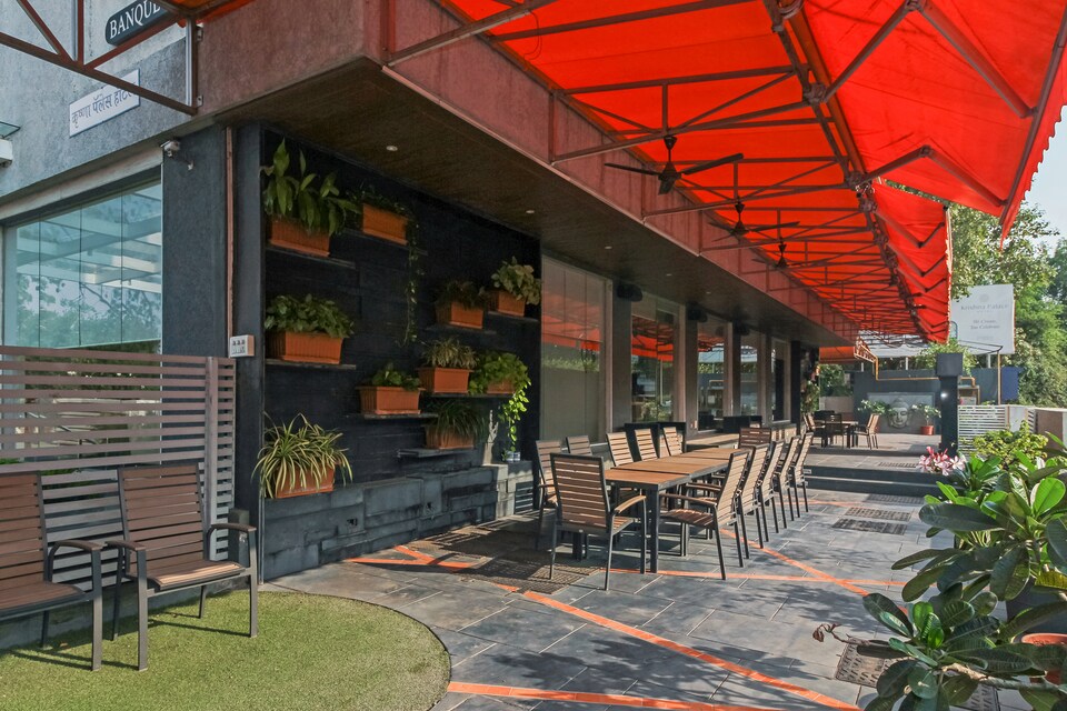 Capital O 2096 Krishna Palace Hotel, Mumbai Thane-Mulund-Bhandup, Mumbai