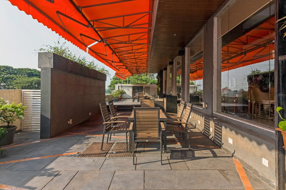 Capital O 2096 Krishna Palace Hotel, Mumbai Thane-Mulund-Bhandup, Mumbai