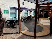 Dancenter East Midlands Airport