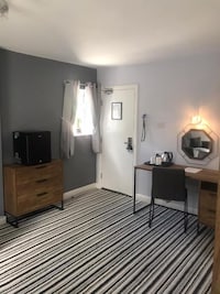 Dancenter East Midlands Airport