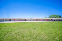 Green Acre Motel by OYO Near Rush County Airport