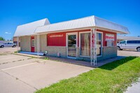 Green Acre Motel by OYO Near Rush County Airport