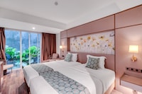 Sunday Hotel Arshika Sunset Road