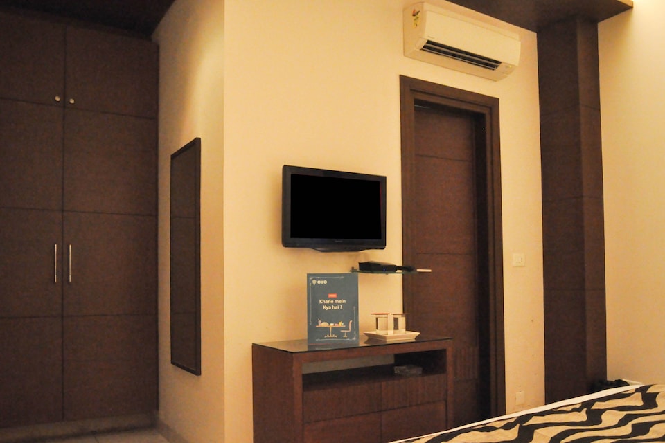 OYO 2117 Hotel Plam Springs, Bibi Wala Road Bathinda, Bathinda