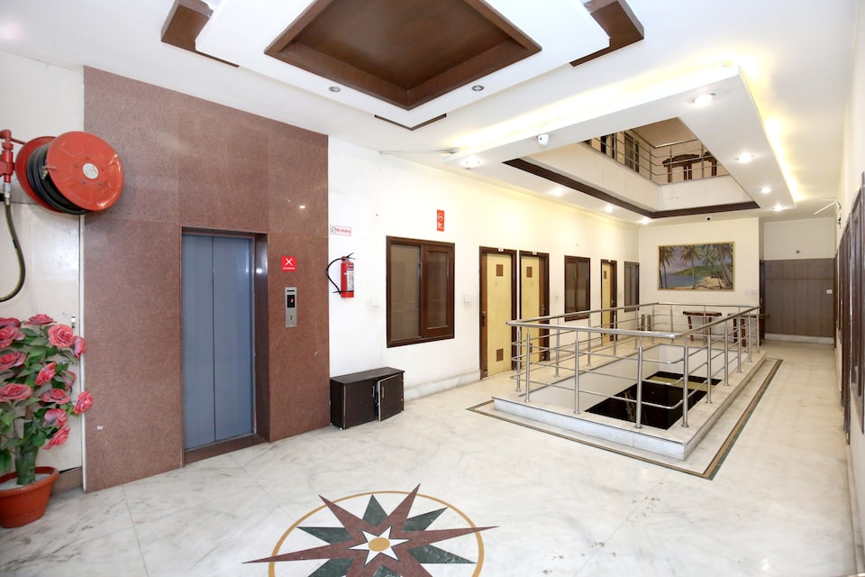 Hotel O H.K.Continental, Amritsar Bus Stand, Amritsar