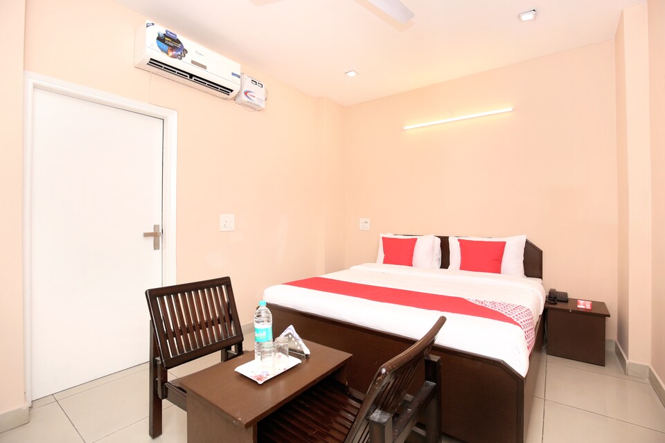 OYO 13037 Hotel Ambassador, Civil Lines Ludhiana, Ludhiana