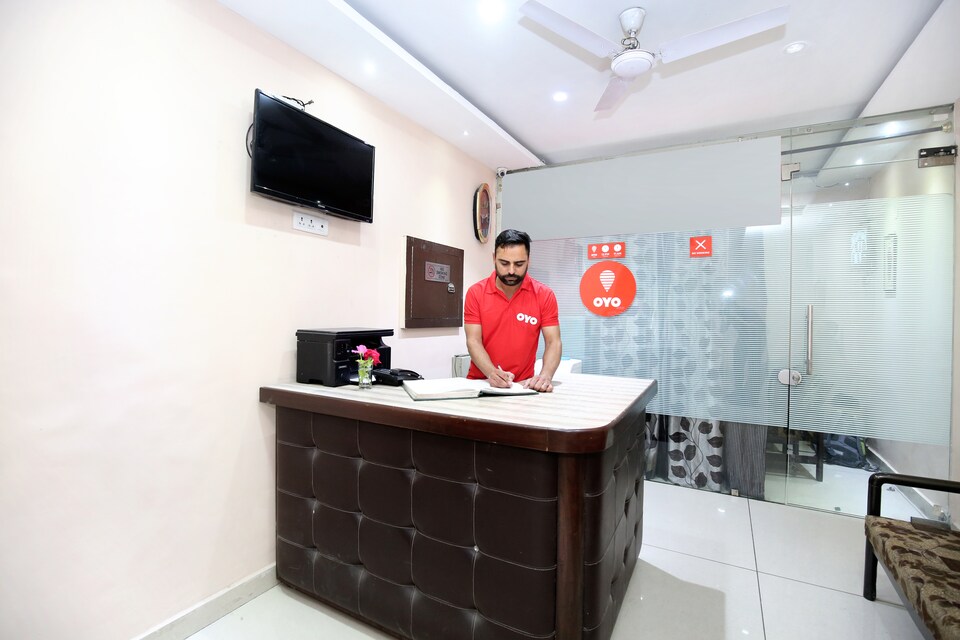 OYO 13037 Hotel Ambassador, Civil Lines Ludhiana, Ludhiana