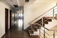 OYO Hotel Karan Vilas