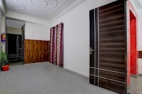 Super Townhouse Johri Enclave Metro Station Formerly Second Home