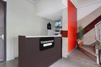 Super Townhouse Johri Enclave Metro Station Formerly Second Home