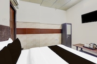 Super Townhouse Johri Enclave Metro Station Formerly Second Home