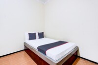 Hotel O Ump Near Rs Margono