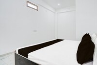 Hotel O S.S Hotel and Restaurant