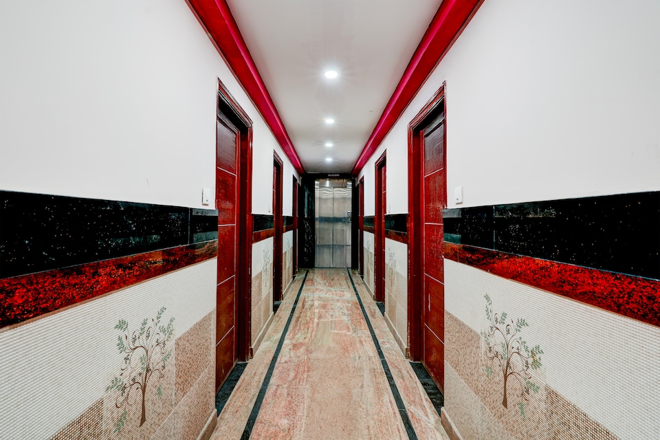 Hotel O LoLo Hotels & PG, Hebbal Bangalore, Bangalore
