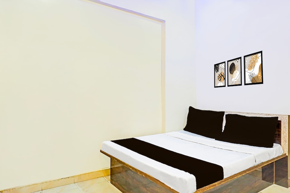 Hotel O Green Park Lodgeing, Katraj Khed Shivapur Pune, Pune