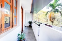 Hotel O Nagananda Residency