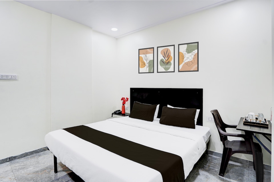 HOTEL O STAR LIGHT , Bus Stand Nagpur, Nagpur