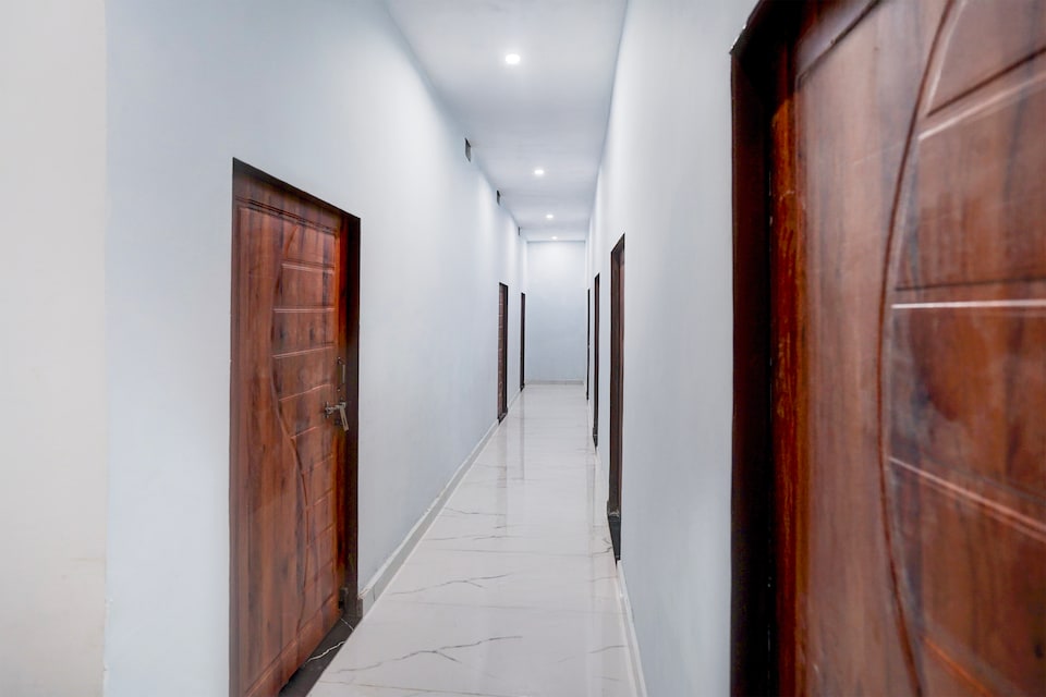 Hotel O ANKIT HOTEL & RESTAURENT, Prayagraj, Prayagraj