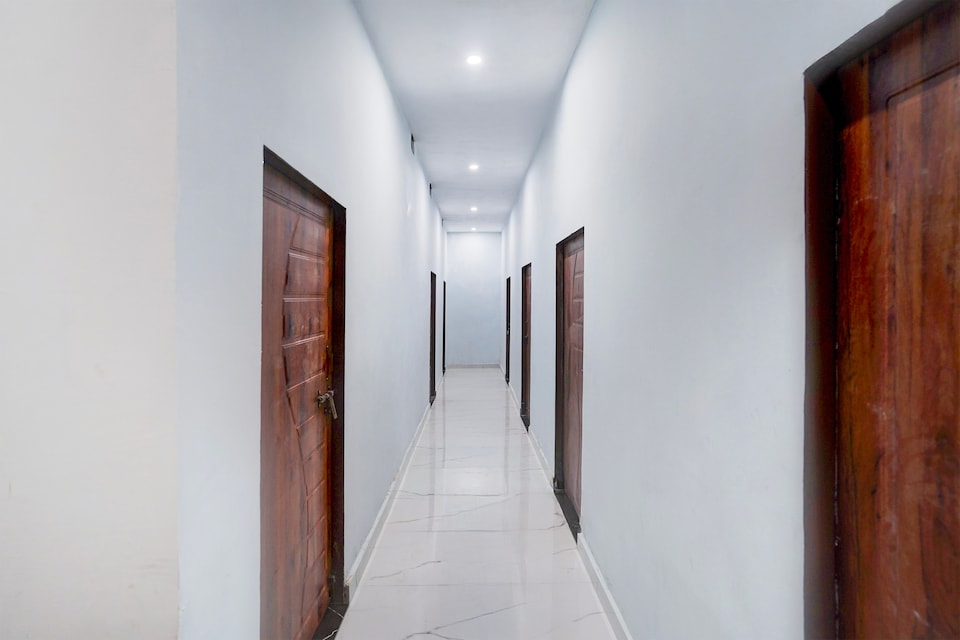 Hotel O ANKIT HOTEL & RESTAURENT, Prayagraj, Prayagraj