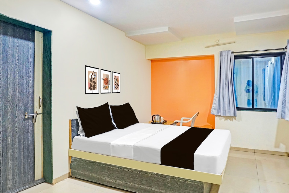 Hotel O Sarthak lodging , Katraj Khed Shivapur Pune, Pune