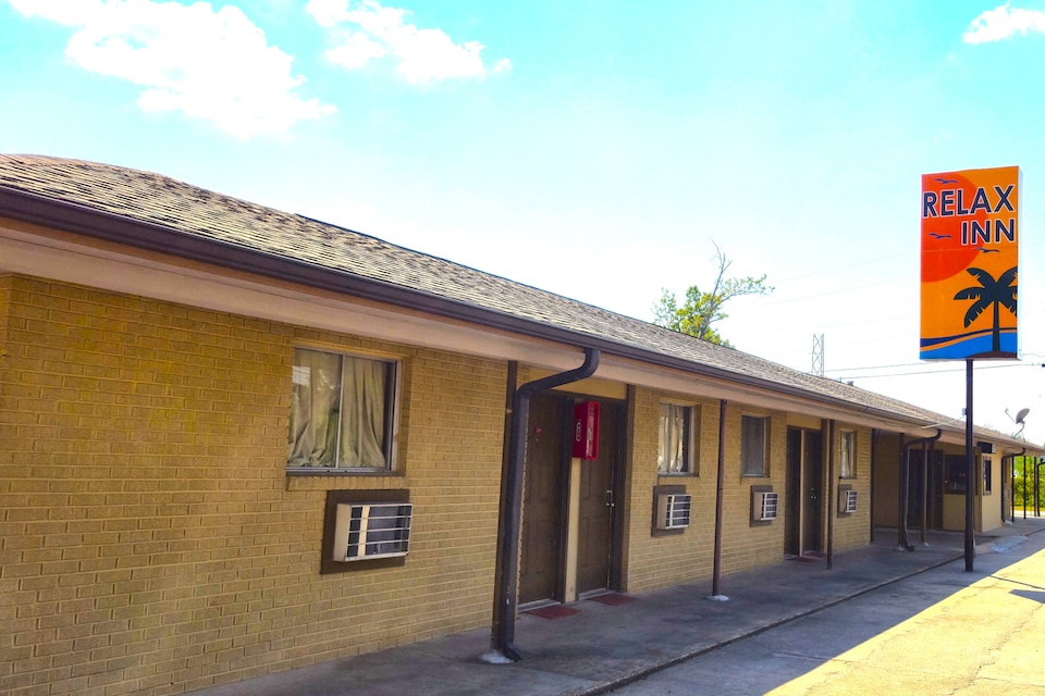 Relax Inn by OYO Sulphur Hwy 90, Sulphur Central LA, Sulphur LA