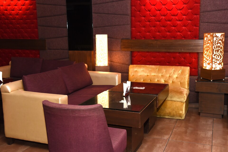 OYO 2151 Hotel Metro 35, Hotel Market Chandigarh, Chandigarh