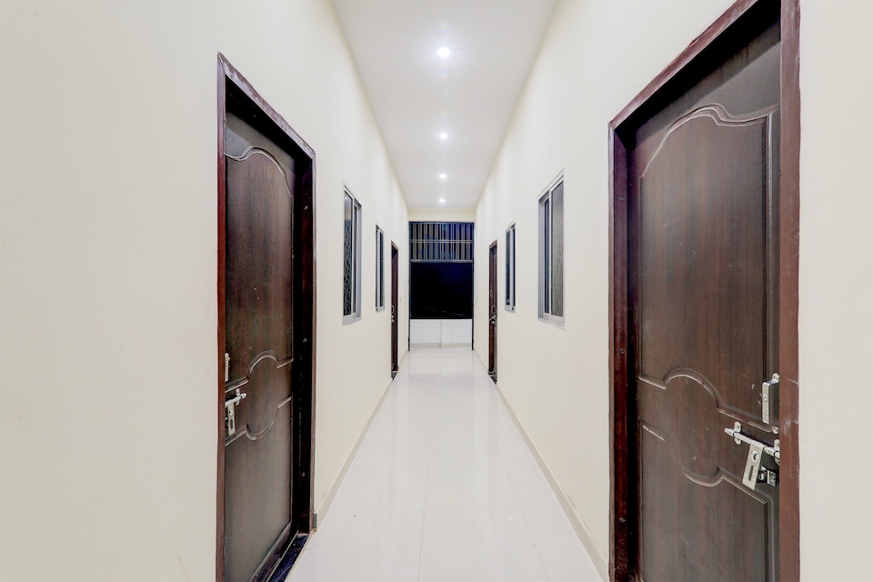 Hotel O Grand Inn, Indira Nagar Lucknow, Lucknow