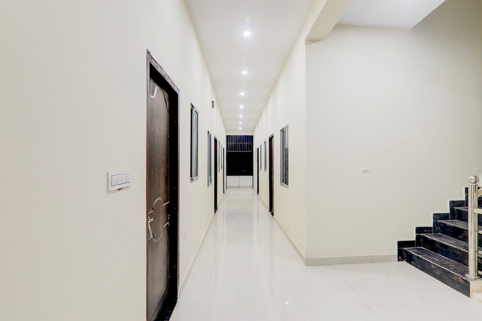 Hotel O Grand Inn, Indira Nagar Lucknow, Lucknow