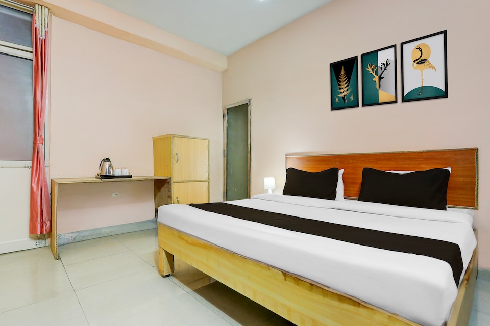 SPOT ON HOTEL SHIV PALACE, Lashkar, Gwalior
