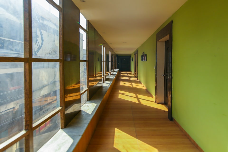 Capital O 2155 Hotel Wardhman, Vijay Nagar - Jabalpur, Jabalpur