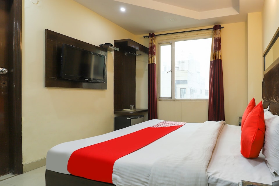 OYO 2157 Hotel High 5 Land, Karol Bagh Delhi, Delhi