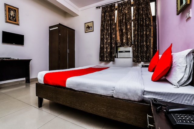 Hotel O Mittal Residency