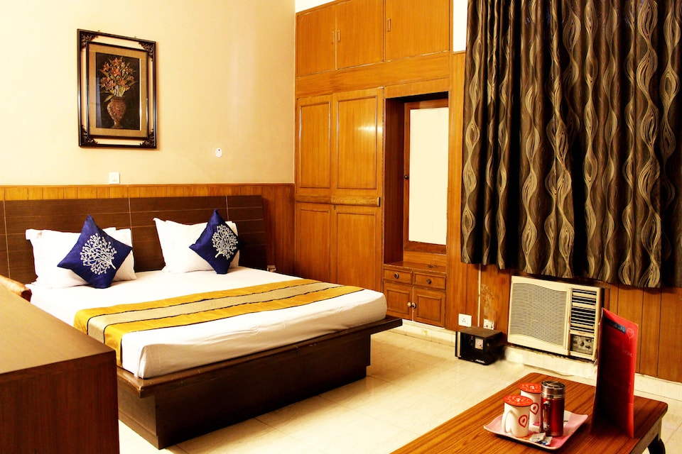 OYO 2163 Hotel Gulshan Continental, Noida Stadium, Noida