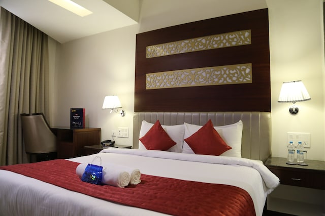 OYO Hotel Clarion Inn