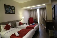 OYO Hotel Clarion Inn