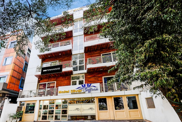 Townhouse Hotel Silver Saffron