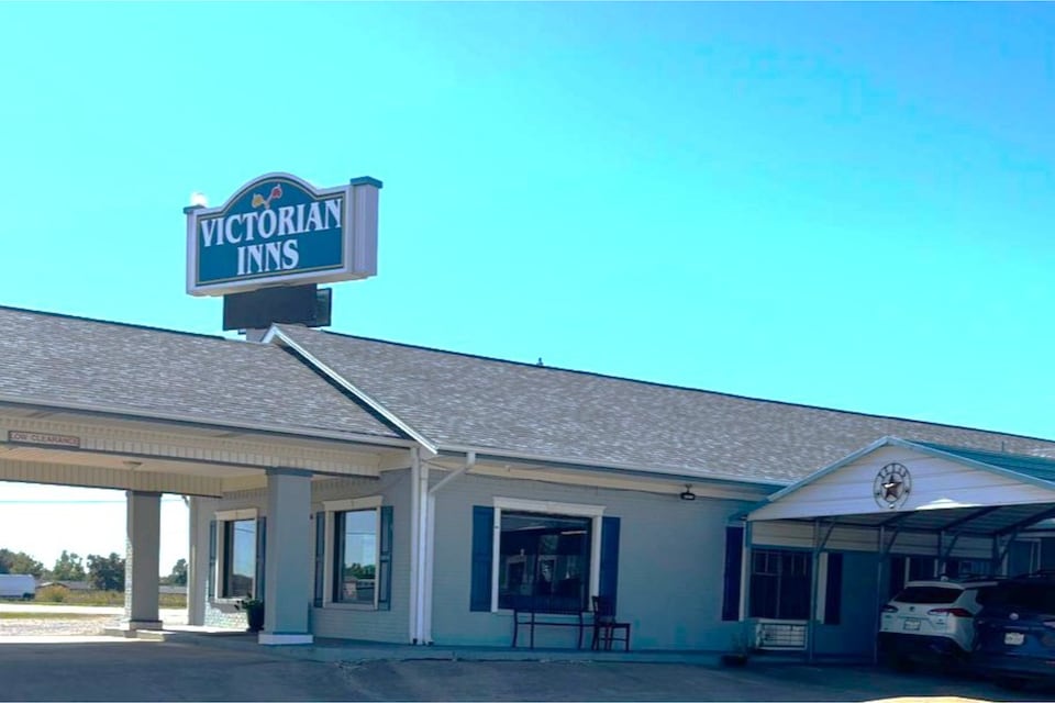 Victorian Inn By OYO Whitesboro US Hwy 82,  Whitesboro, TX, Whitesboro, TX