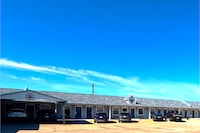 Victorian Inn By OYO Whitesboro US Hwy 82