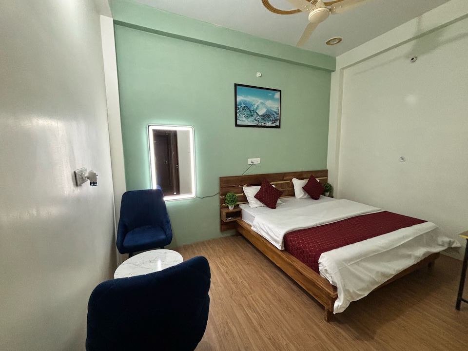 OYO 832244 Hotel Sangam village, Rambagh Allahabad, Prayagraj