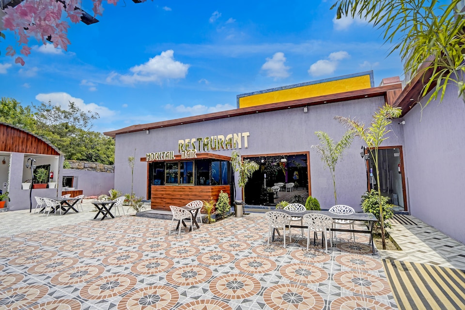 Spot On WACHIE RESORT AND RESTAURANT, Jhusi, Prayagraj