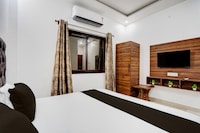 SPOT ON WACHIE RESORT AND RESTAURANT