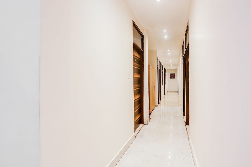  HOTEL O MARIGOLD INN, Kanpur Railway Station, Kanpur