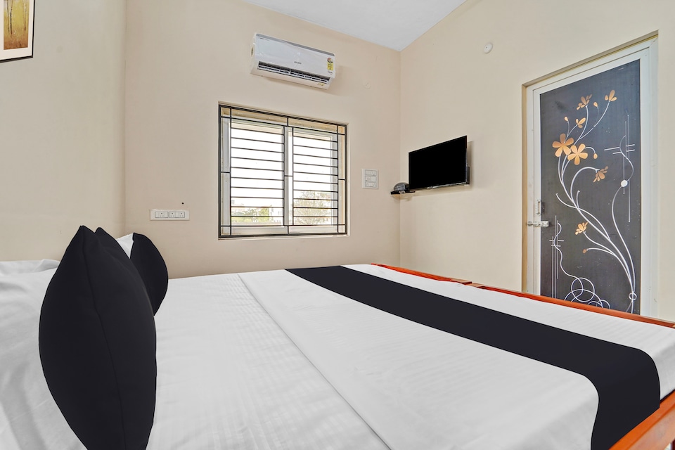 Hotel O Medhaa Homes, Madurai City Centre, Madurai