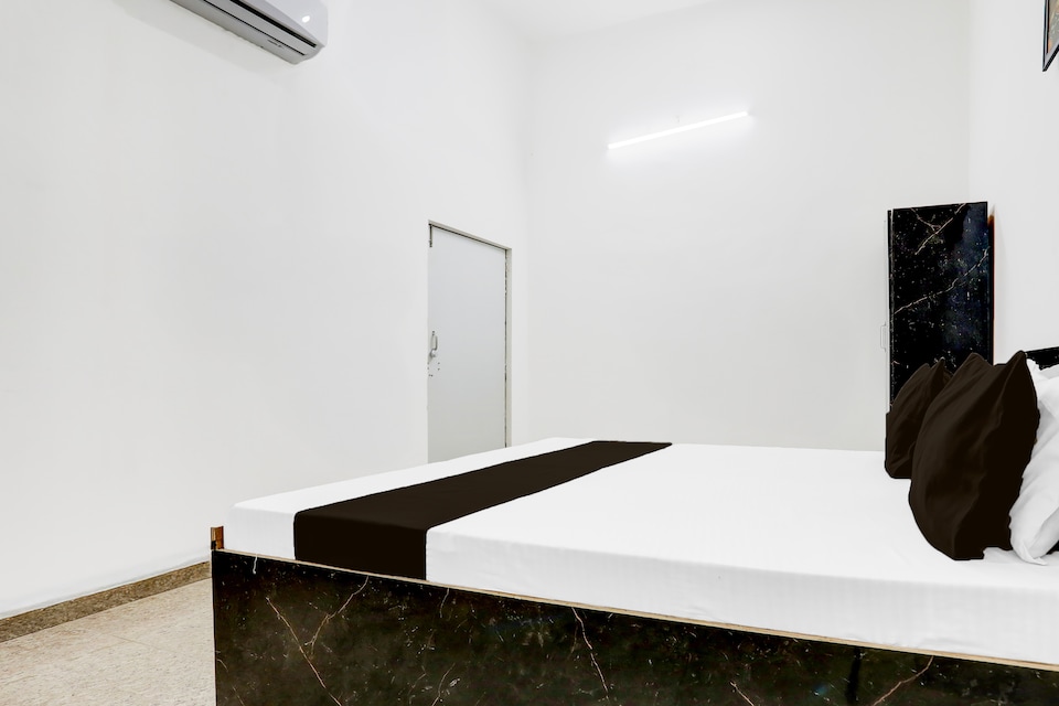 Hotel O The Sky Heaven, Bewar, Bewar